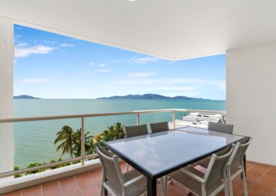 3 Bedroom Accommodation Townsville ocean views