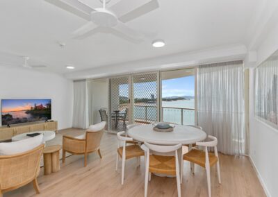 2 Bedroom Accommodation Townsville apartment